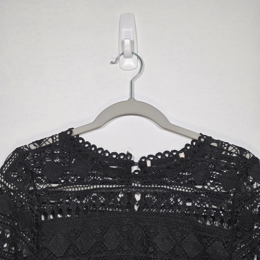 Ellison Crochet Overlay Black Blouse With Bell Sleeves. Size Medium - Picture 6 of 9